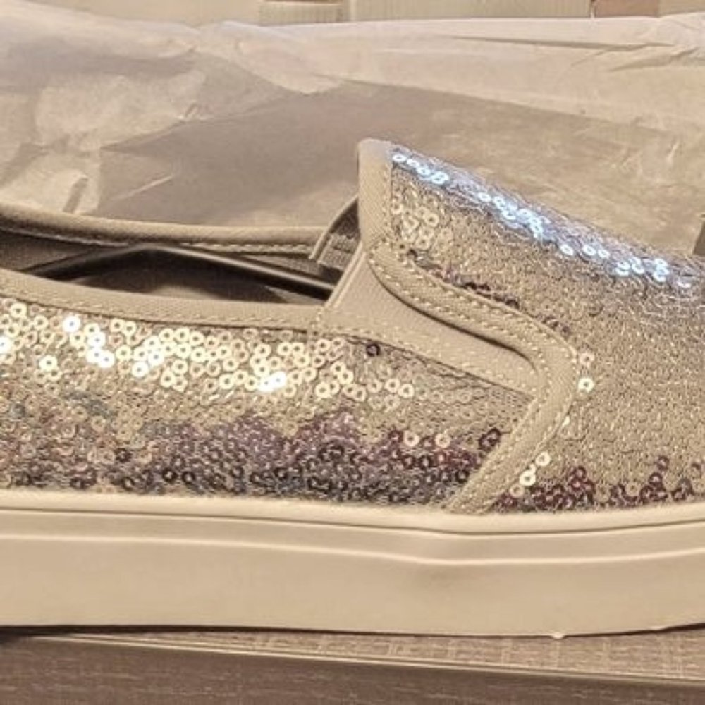 12 W Sequined Slip-on Sneakers